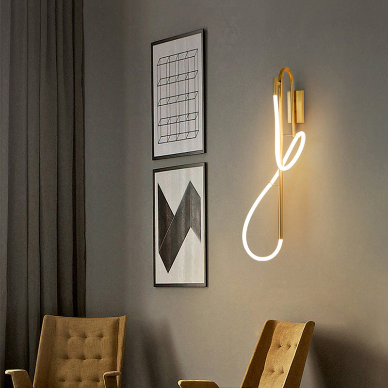 Modern Gold Linear Wall Mount Light Fixture Metal 1-Light Wall Lamp for Living Room