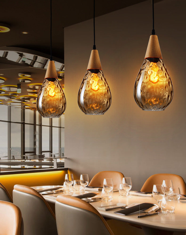 Cortique créatif moderne simple Cone en bois léger lampe suspendue avec une teinte en verre