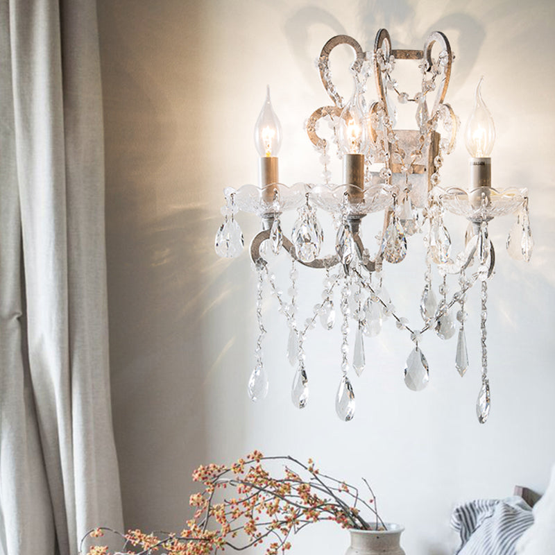 Metallgold/Dorn weiße Wand montiertem Lichtsturzarm 3 Lichter Lodge Lodge mit Kristallakz