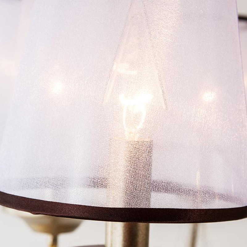 Konischer Anhänger Kronleuchter zeitgenössischer Stoff 3/6 Lampen Messing Hängende Leuchte mit Kristallperle, 21 "/28" breit