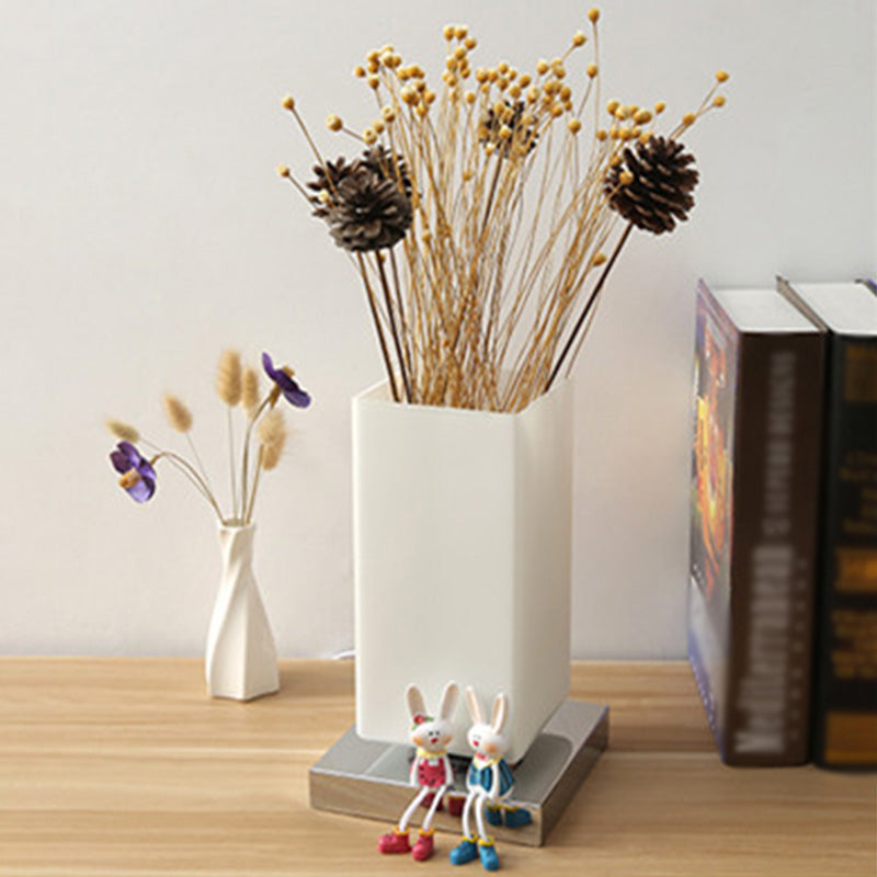 Lampada da tavolo con fiori e vasi Lampada da notte cromata a 1 luce in vetro bianco nordico con decorazioni floreali