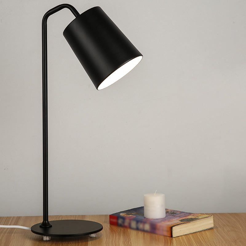 Cylindrical Bedside Reading Book Lamp Metal 1 Head Macaron Style Table Light