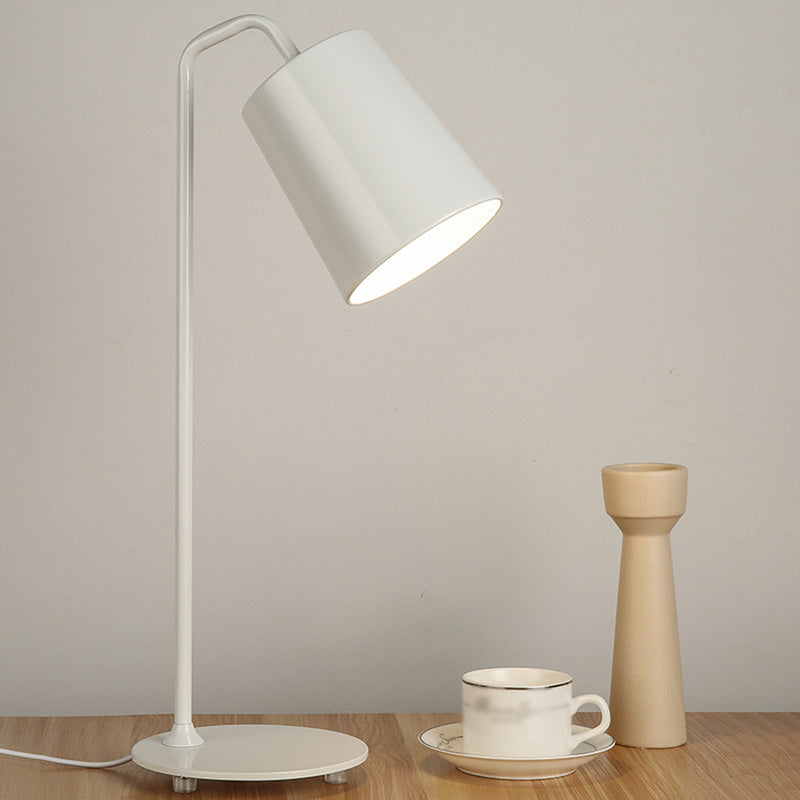Cylindrical Bedside Reading Book Lamp Metal 1 Head Macaron Style Table Light