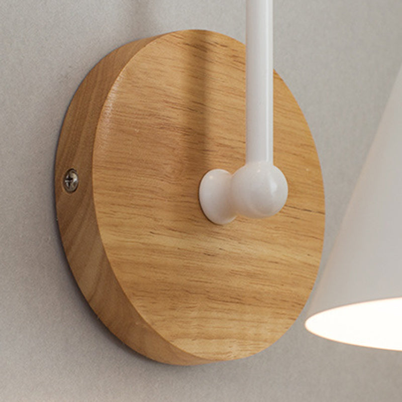 Lámpara de pared única de hierro forjado en moderna luz de pared de domo de madera de estilo conciso para espacios interiores