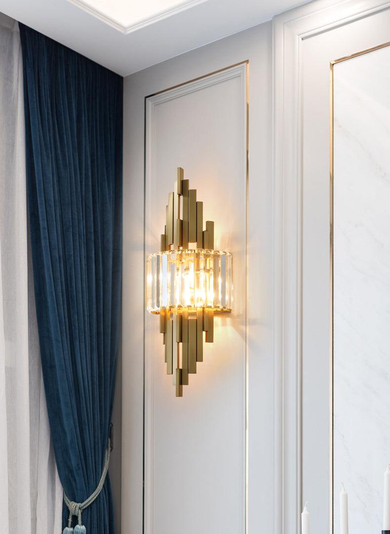 Pronzo della parete geometrica oro in lampada a parete in metallo in stile lussuoso moderno con tonalità di cristallo