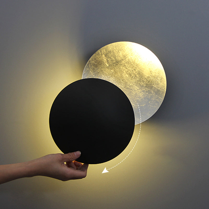 Wrought Iron LED Rotatable Wall Lamp in Modern Creative Style Gold Foil Circular Wall Sconce for Bedroom