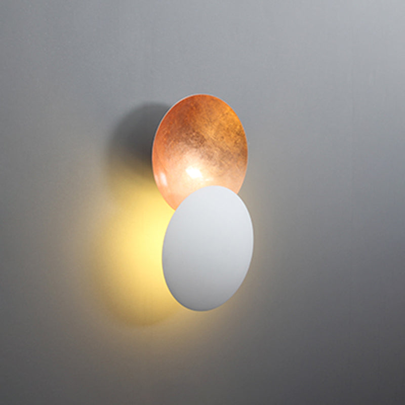 Wrought Iron LED Rotatable Wall Lamp in Modern Creative Style Gold Foil Circular Wall Sconce for Bedroom