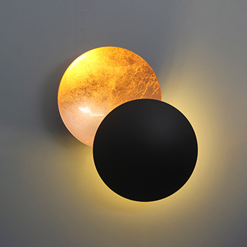 Wrought Iron LED Rotatable Wall Lamp in Modern Creative Style Gold Foil Circular Wall Sconce for Bedroom