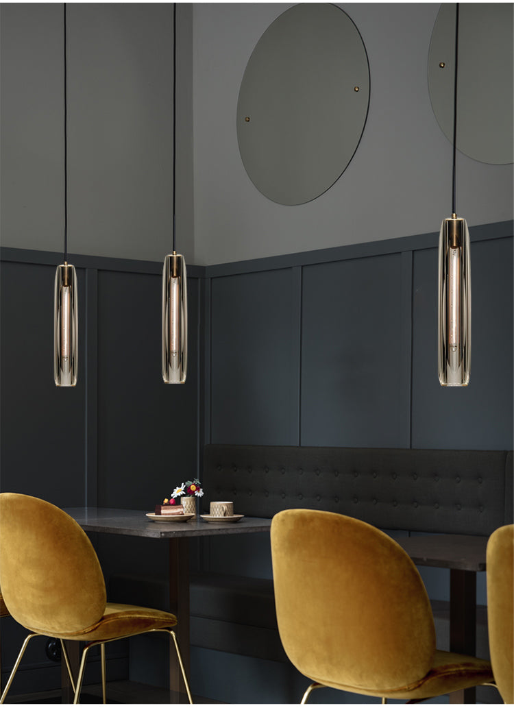 Lampe suspendue en or en or dans le pendentif en cuivre de style luxe moderne
