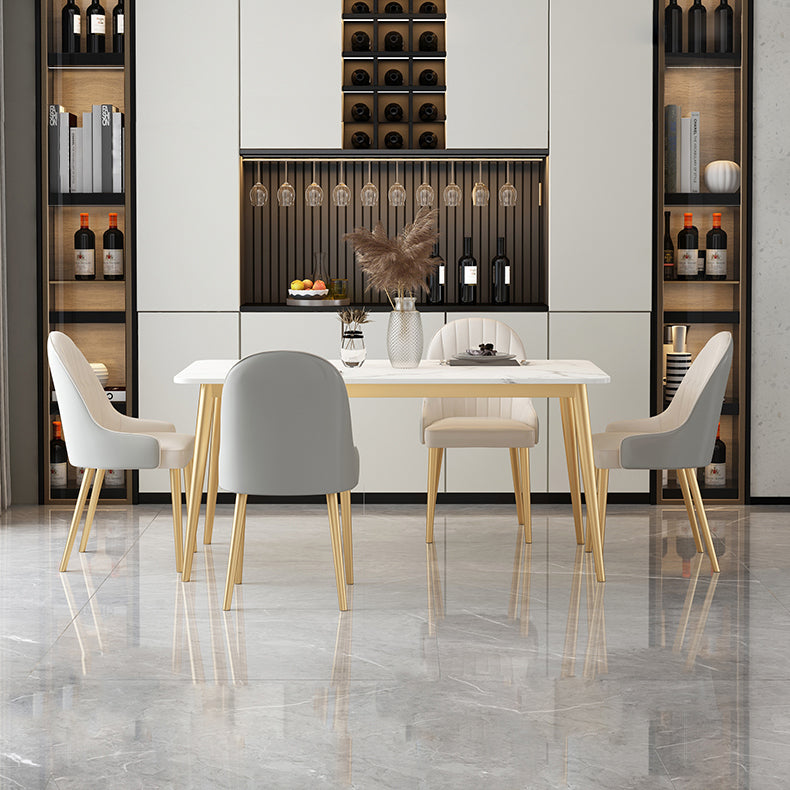Moderne stijl gesinterde stenen eettafel met 4 gouden benen basis voor huisgebruik