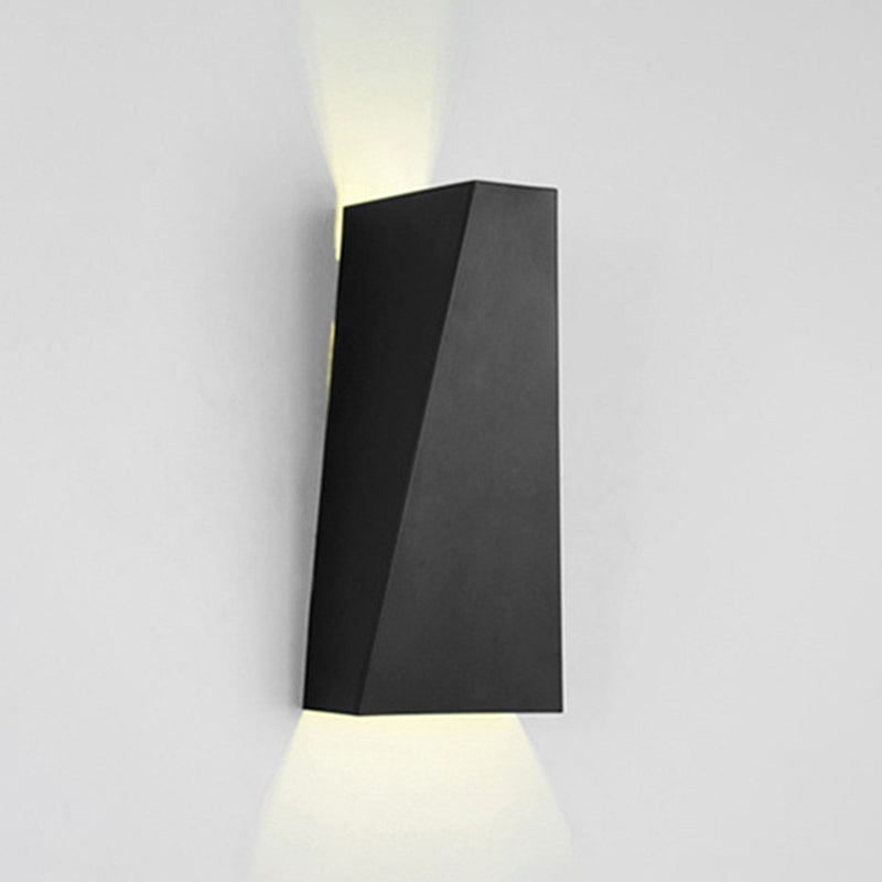 Metallic Geometric Wall Sconce Fixture Light Modern Style 2-Lights Sconce Lamp in Black and White