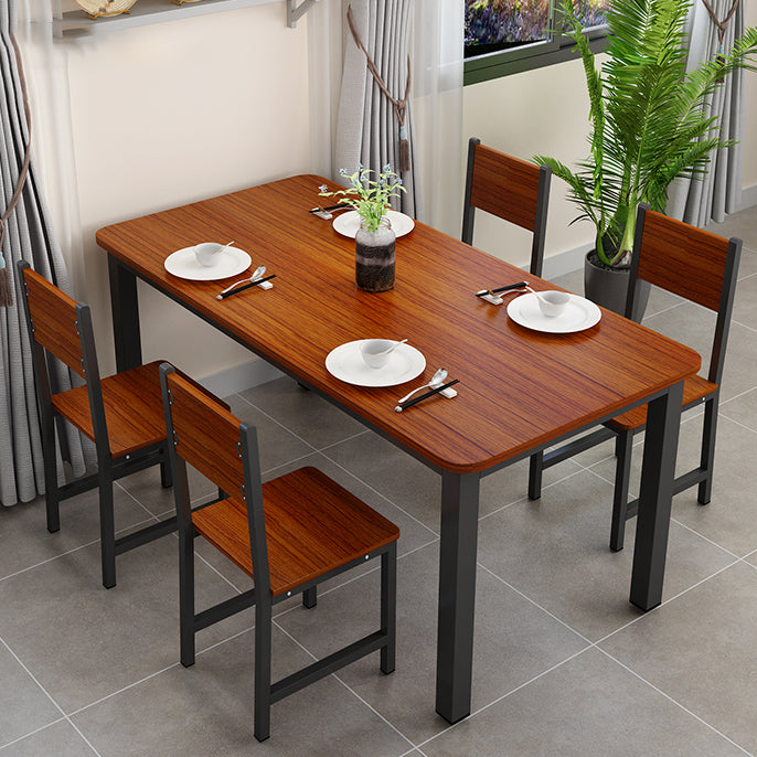 Tavolo in stile moderno con tavolo di altezza standard a forma di rettangolo e base a 4 gambe per uso domestico