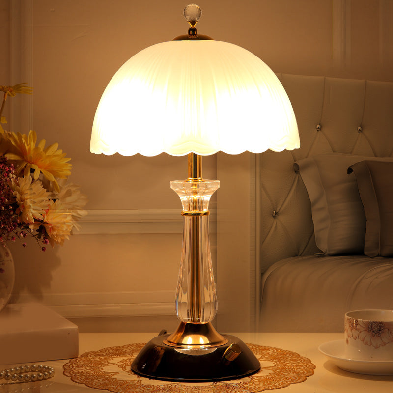 Ultra-moderne Einfachheit Domtisch Lampe weiße Glas Nachttisch-Lampe für Schlafzimmer