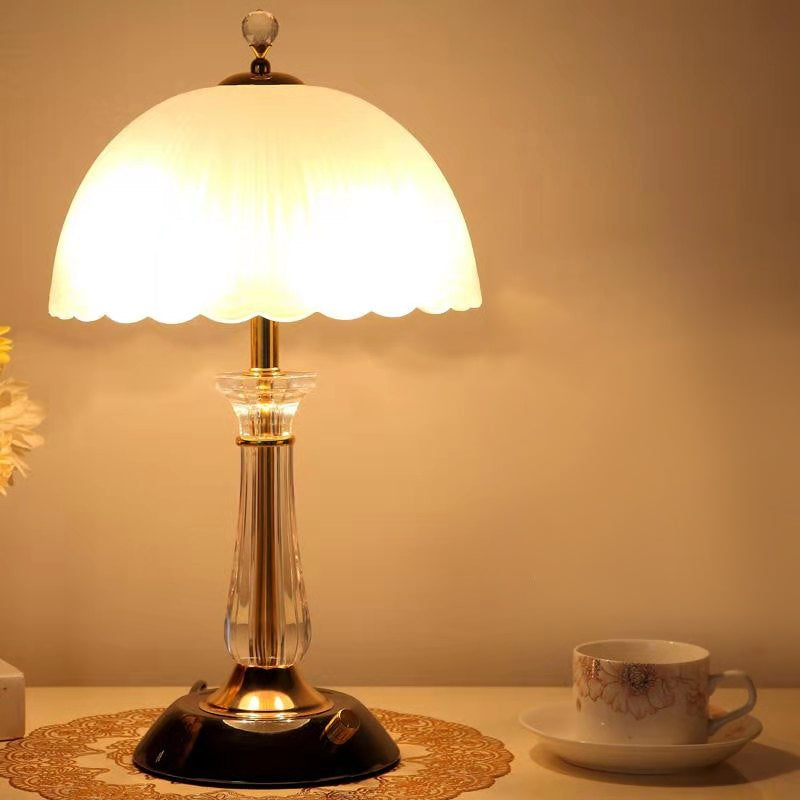 Ultra-moderne Einfachheit Domtisch Lampe weiße Glas Nachttisch-Lampe für Schlafzimmer