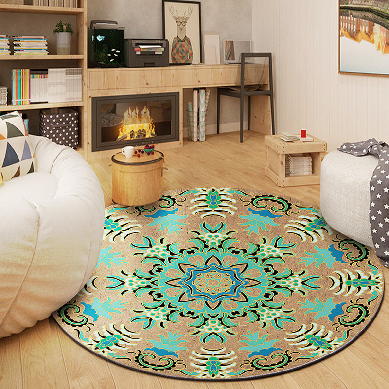 Tapis à imprimé floral multicolore