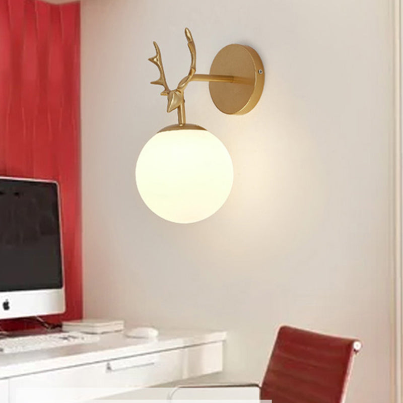 1-licht ronde wand SCONCE Moderne eenvoudige stijl glazen wandverlichting in zwart en goud