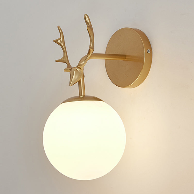 1-licht ronde wand SCONCE Moderne eenvoudige stijl glazen wandverlichting in zwart en goud