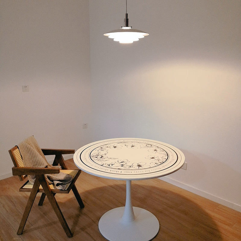 Salle d'éclairage de suspension en métal moderne à une lumière