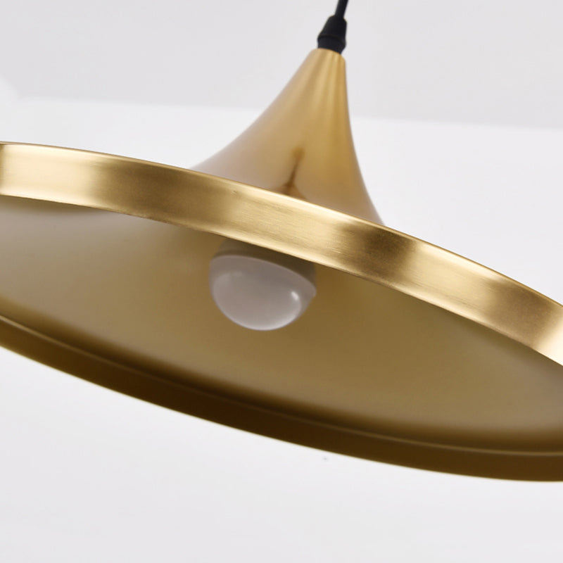 Lumière de plafond suspendu ombragée Simple Metal Gold Pendant Lightture pour salle à manger