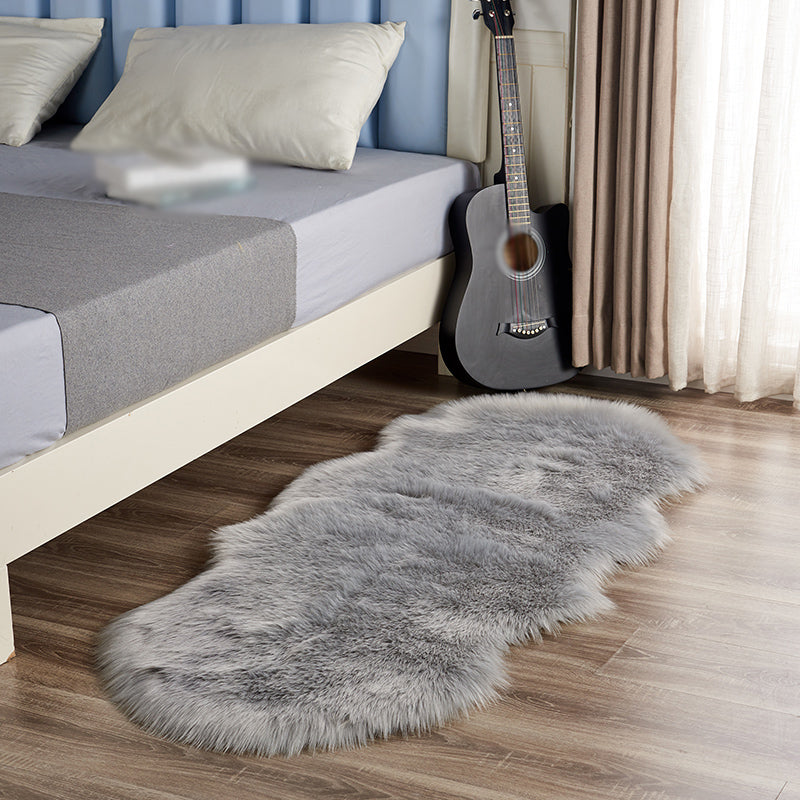 White Plush Area Rug Polyester Pure Color Area Carpet Easy Care Rug for Home Decoration