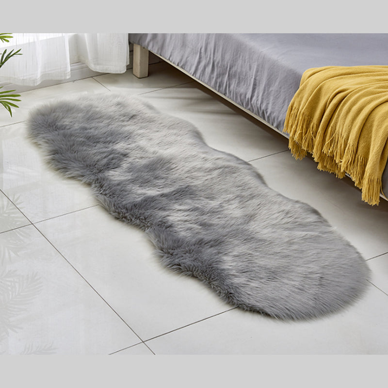 White Bedroom Plush Area Rug Polyester Area Carpet Solid Color Stain Resistant Rug