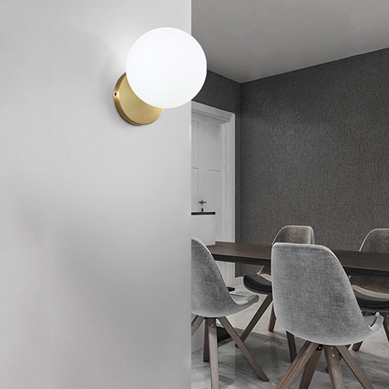 Globe Glass Wall Mounted Lighting Minimalist Style Wall Sconce Lighting for Bedroom