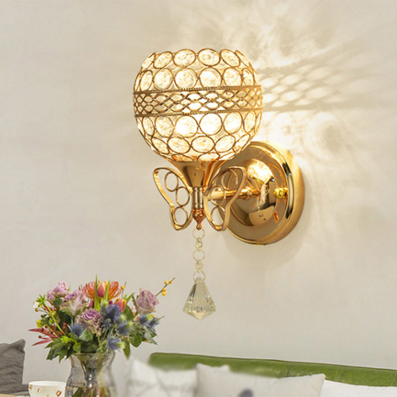 Spherical Dining Room Wall Light Fixture Crystal 1-Light Modern Sconce Light in Gold