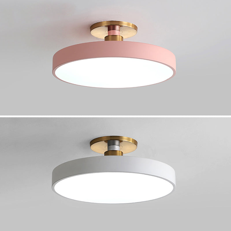 Modern beknopte cirkelvormige led plafondlamp smeedijzeren macaron semi -flush mount met acryl schaduw