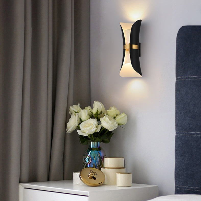 Curl Metal Sconce Funce Functure Contemporary Style Wall Light Sconce per camera da letto