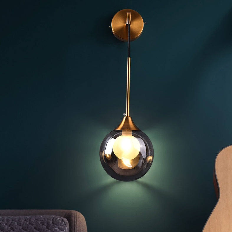 Luce murale a parete sferica in vetro Lucione da parete in stile moderno per camera da letto