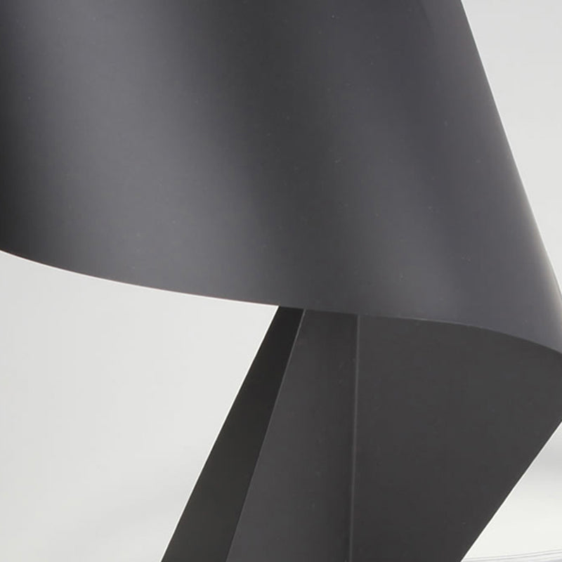 Arte Decor-Light Light Light Lightstand Light Storning Curved Light con tonalità metallica