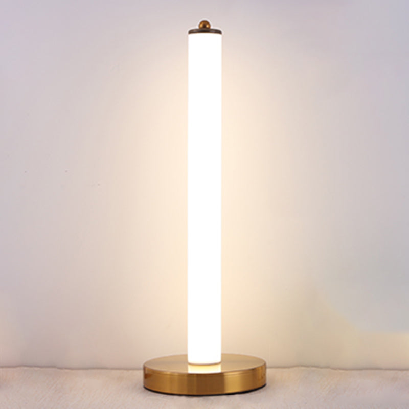 Luz de mesa de plástico en forma de poste Simplicidad Led Night Stand Light para dormitorio