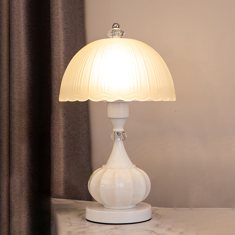 Minimalistisch hemisferisch tafellamp glas 1 hoofd slaapkamer nachtkastje licht