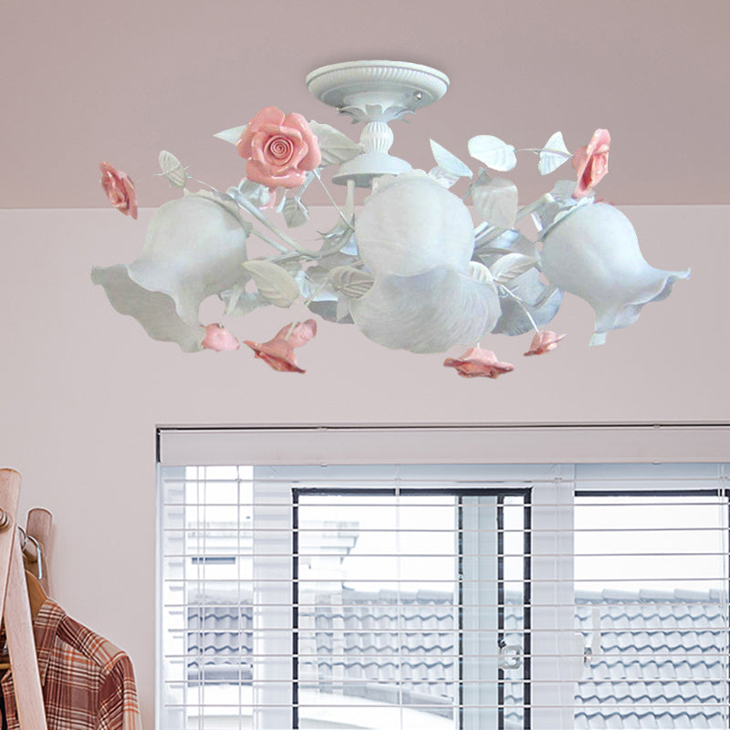 6 lumières Plafond de chambre Plafond monté Lodge Pink Semi Flush avec une teinte en verre blanc floral