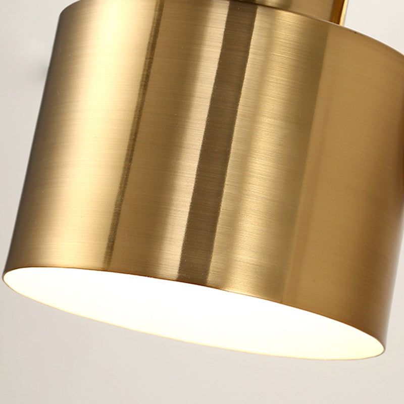 Lampada a parete singola cilindroide dorata nella moderna luce da parete di ferro elettroplate in stile creativo per camera da letto