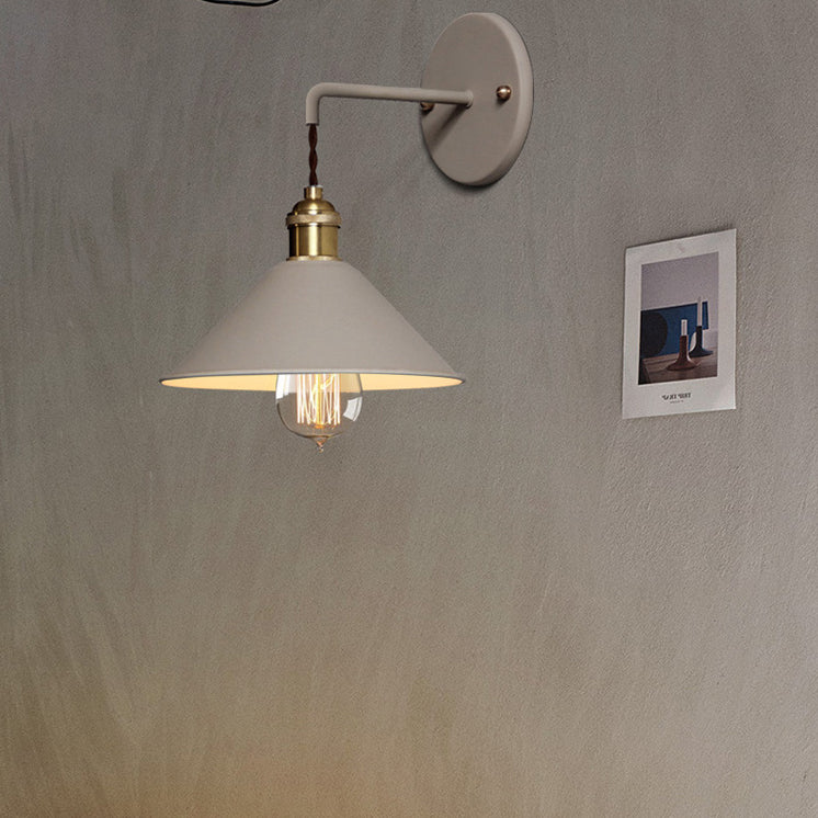 Moderne nordische Makkaron -Hängende Wandlampenmeinungskegelwandleuchte für Innenräume