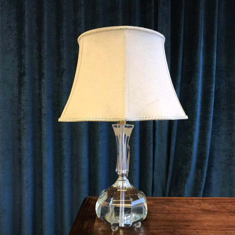Lampe de Table à tête unique, abat-jour en forme de cloche rurale, lampe de chevet en tissu avec Base en cristal pour chambre à coucher