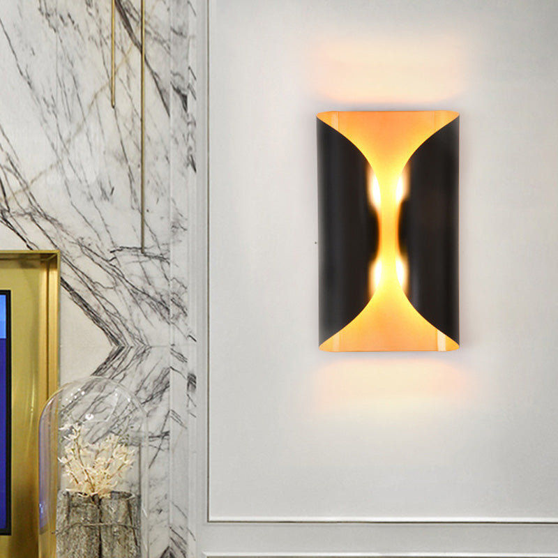 Lampada a parete in metallo curvo a parete contemporanea in stile oro-nere dell'illuminazione da parete
