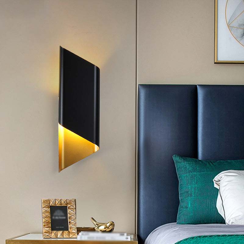 Curved Sconce Light Fixture Minimalist Style Metal Gold-Black Wall Mounted Light
