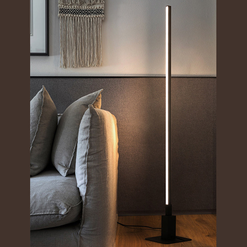 Noordse stijl slaapkamer staande lamp aluminium lineaire LED -vloer leeslicht