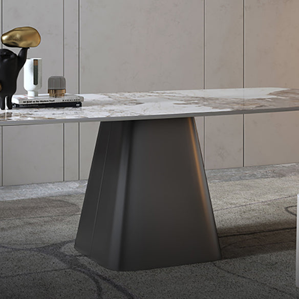 Minimalistischer Stil Sintered Stone Esstisch mit weißem festem Tisch und Sockelbasis für den Heimgebrauch