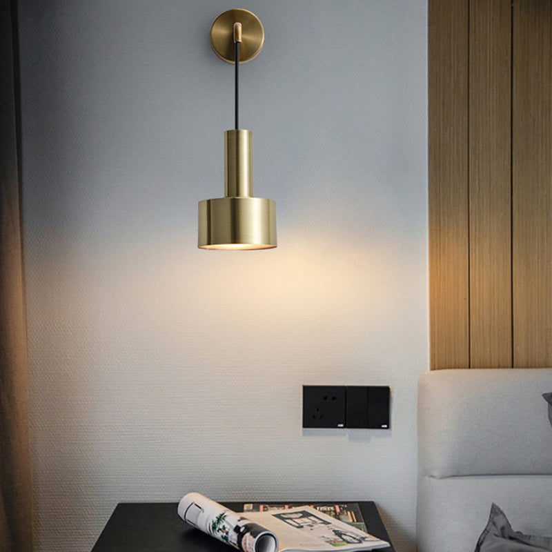 Luce in metallo ombreggiato Light Sconce Stipano Minimalista Montata Montata per camera da letto