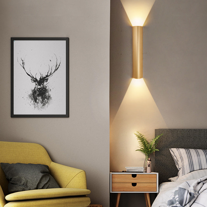 Luz de pared de triángulo de metal lámpara de pared de estilo LED simple iluminación de apliques de pared para sala de estar