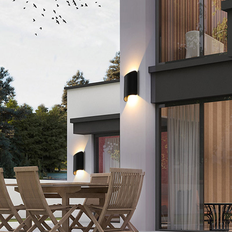 LED Buiten Wall SCONCE Moderne zwarte wandlamp met geometrische metalen schaduw in warm/wit licht