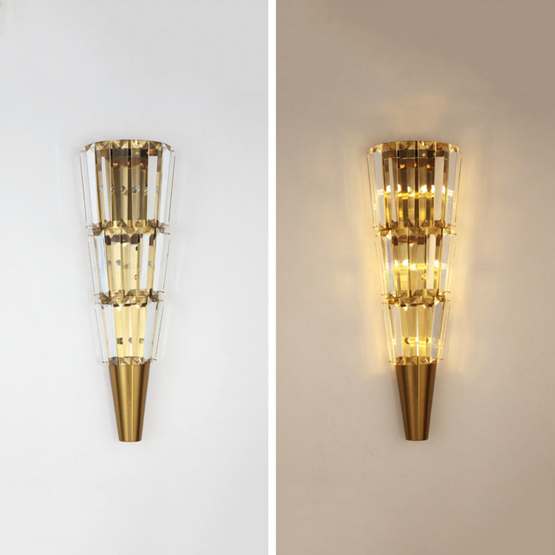 Applexion murale en or cristal dans la lampe murale à cône en acier inoxydable de style de luxe moderne pour chambre à coucher