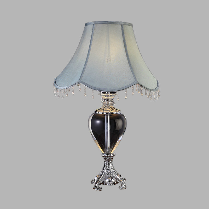 Lampada da comodino grigia a testa singola Tradizionalismo Lampada da comodino in cristallo K9 per soggiorno