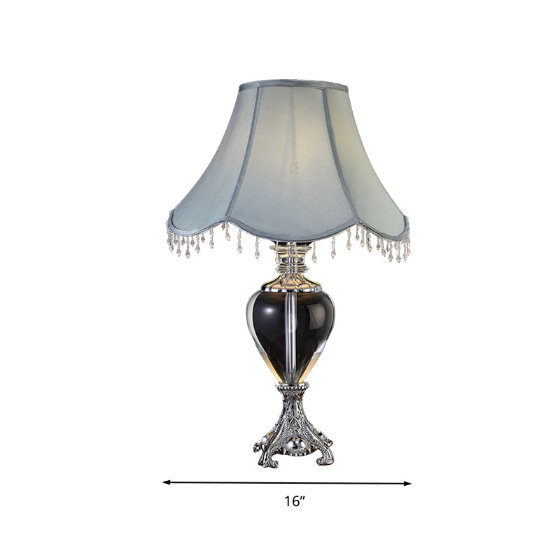 Lampada da comodino grigia a testa singola Tradizionalismo Lampada da comodino in cristallo K9 per soggiorno