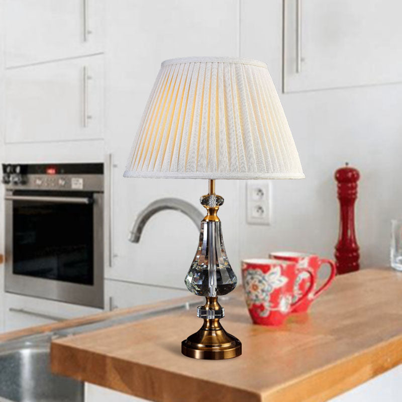 1 luce da tavolo da notte conico leggero Crema di crema grigio luci con base di cristallo