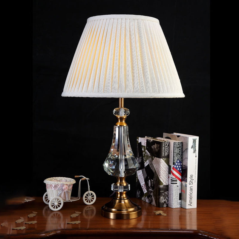 1 luce da tavolo da notte conico leggero Crema di crema grigio luci con base di cristallo
