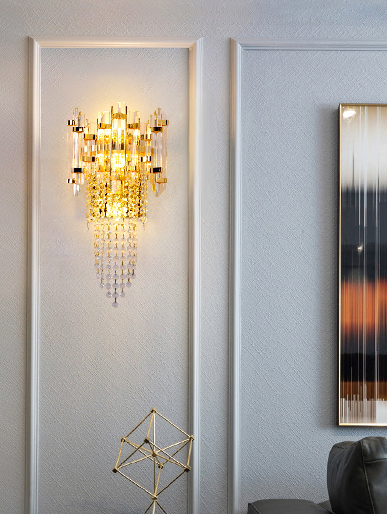 Lámpara de pared de oro de cristal en el estilo artístico moderno de metal electroplacado de 3 luces.